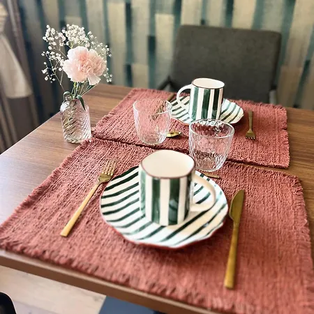 D'hôtes Lucia Avec Vue Sur Jardin Arboré Affittacamere